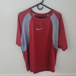 Nike Men's Red and Gray Sports Shirt